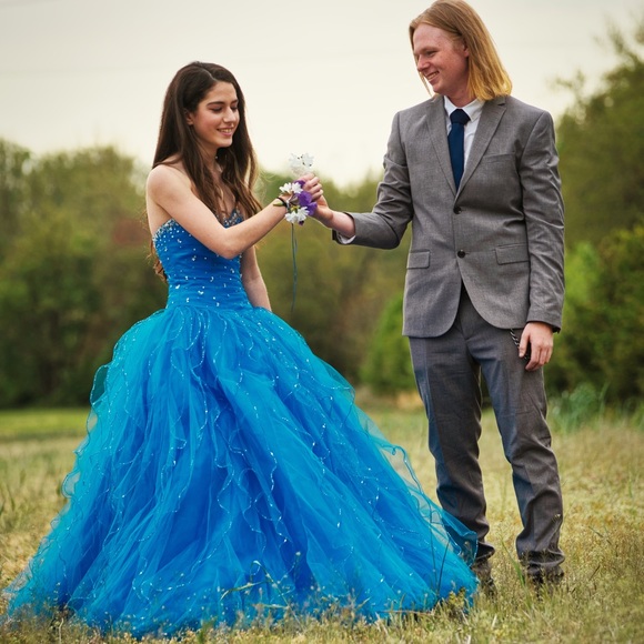 Blue Mori Lee Prom Gown - Picture 2 of 5